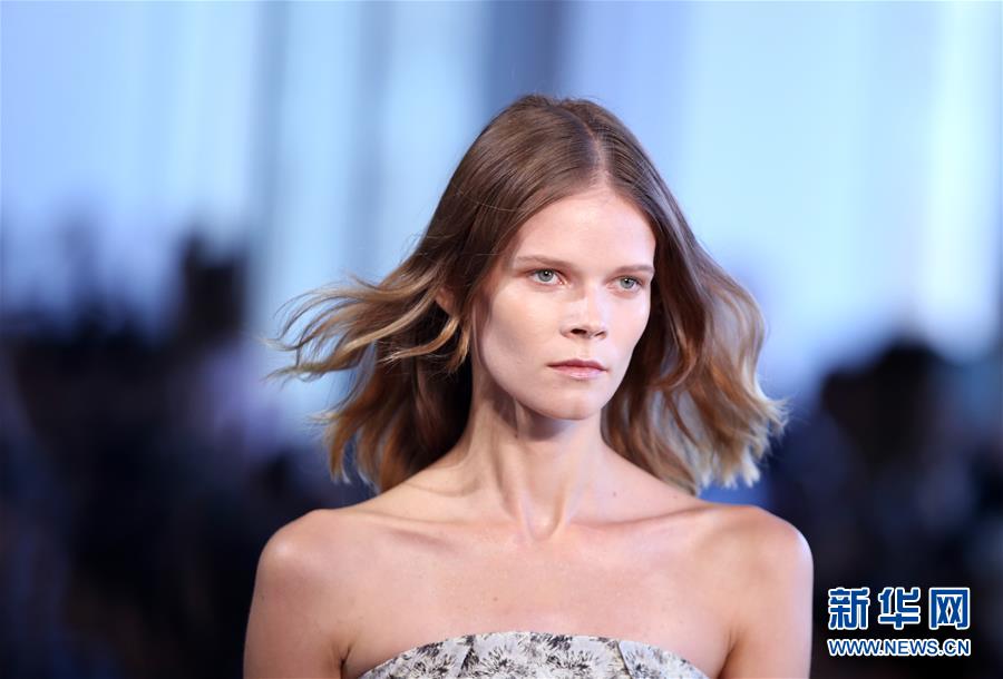 （國(guó)際）（7）紐約時(shí)裝周開(kāi)幕 NOON BY NOOR品牌發(fā)布新款時(shí)裝